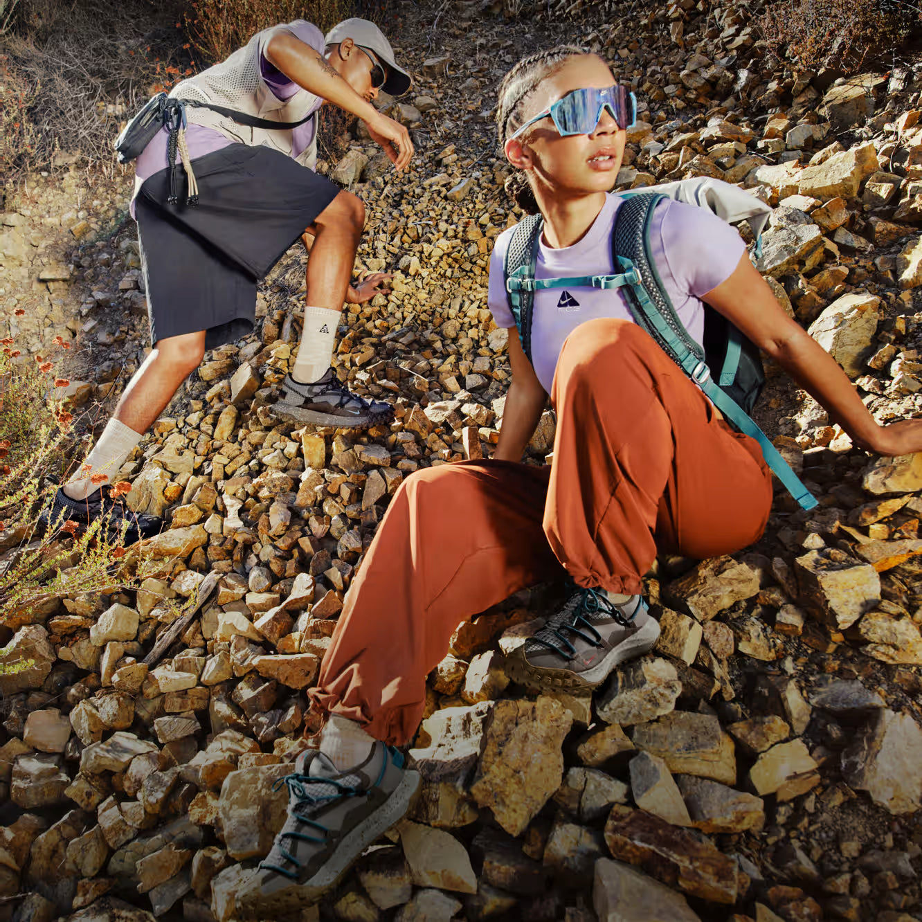 2Legare Short Logo Embroidery Zwart / Neon Roze