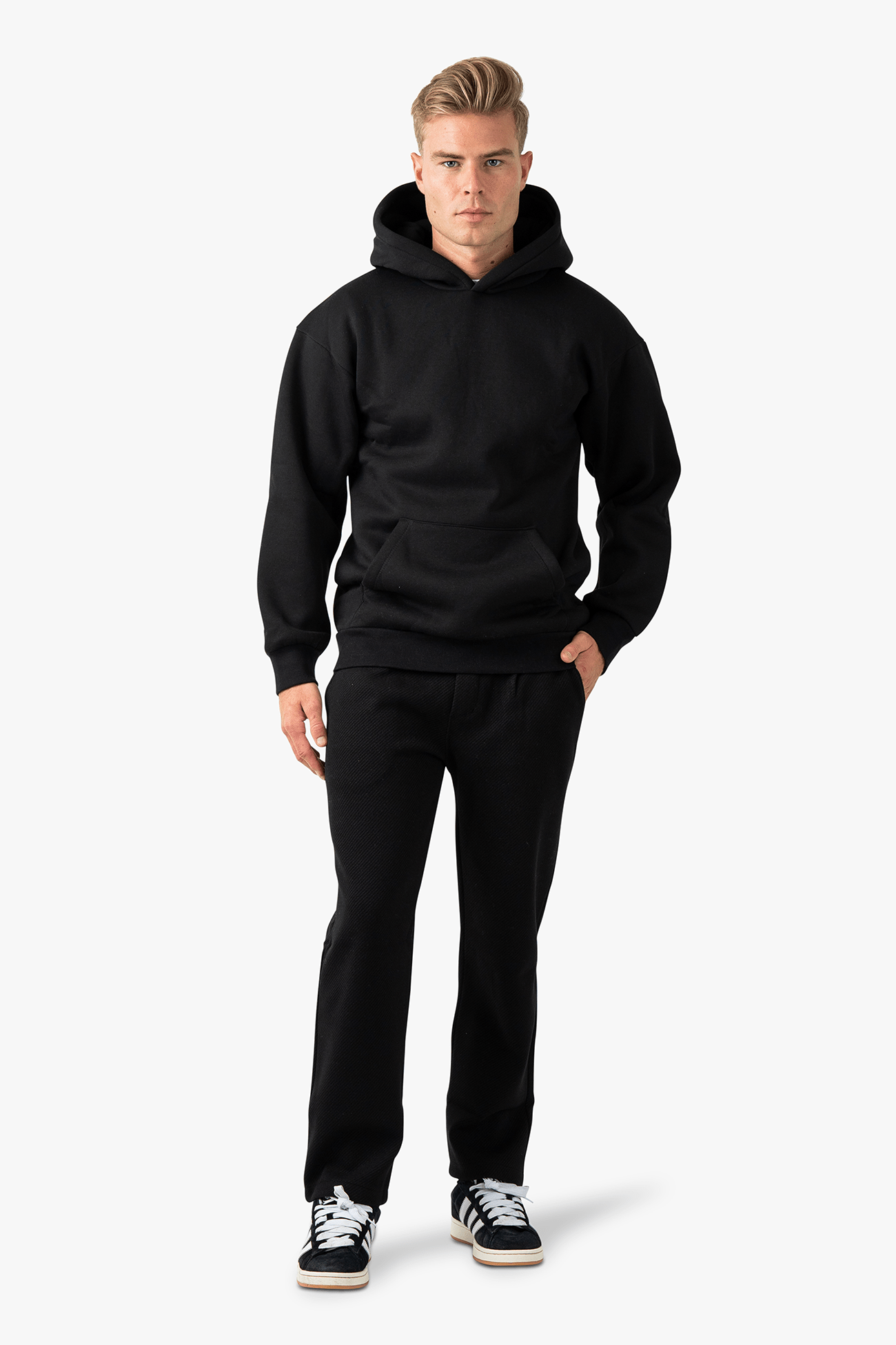 Basic hoodie - Black - NewfivePlus