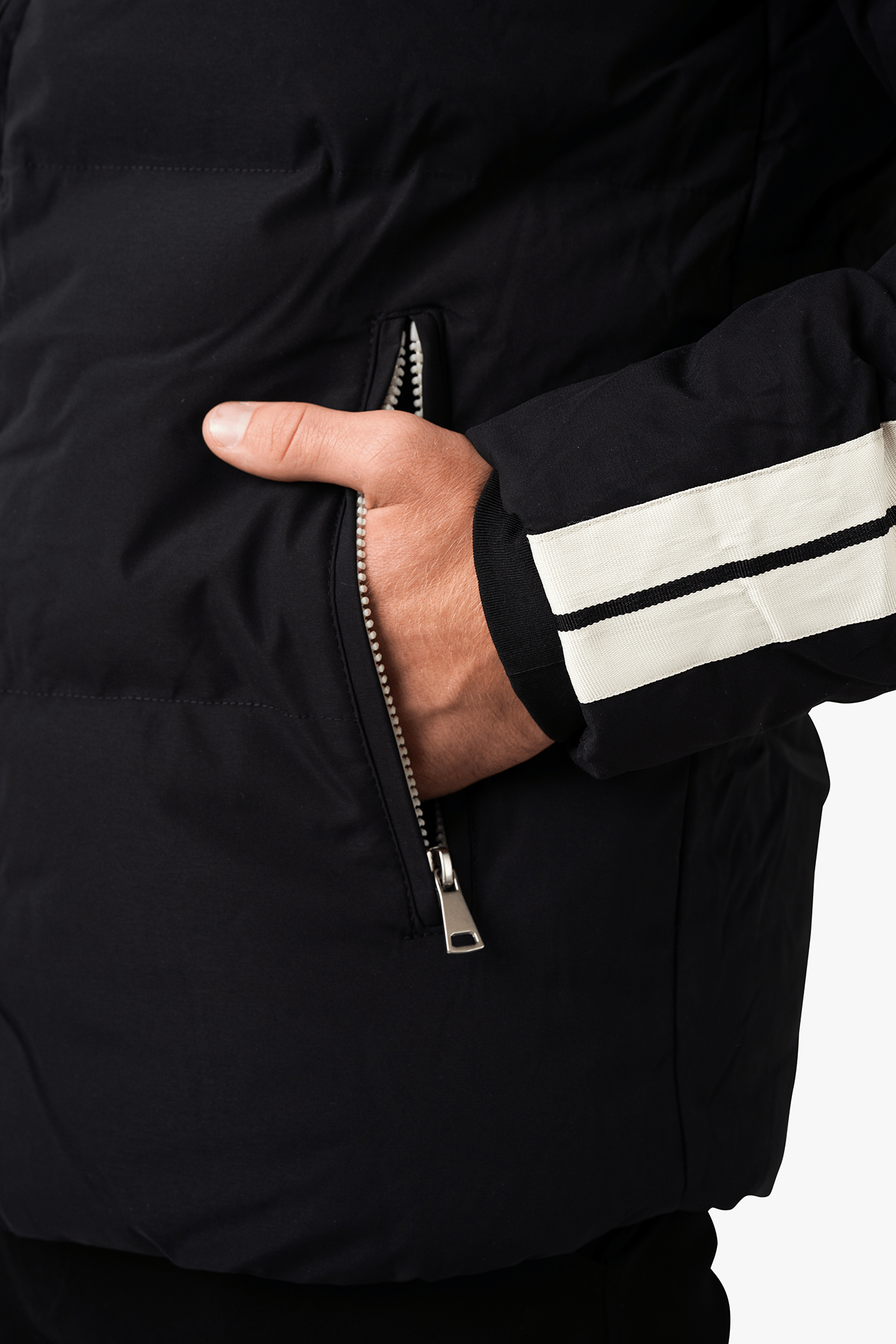 Puffer Stripe - Black - NewfivePlus